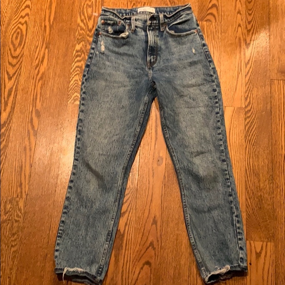 Abercrombie & Fitch The Mom Jean